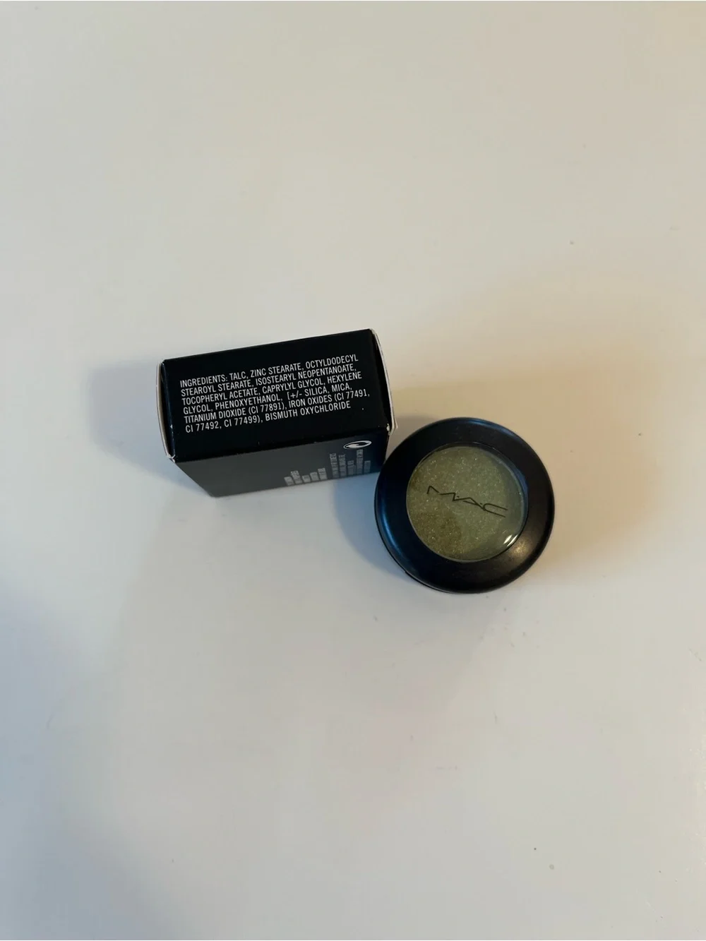 NIB MAC Cosmetics Swimming Lustre Eyeshadow Discontinued